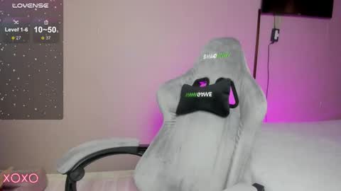 Snapshot of mariella__adams chatting on 18, 11, 2025 Maria online show from 18, 11, 2025