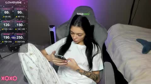 Snapshot of mariella__adams chatting on 3, 12, 2025 Maria online show from 3, 12, 2025