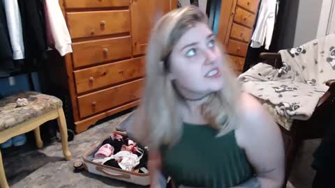 marigoldrue online show from 25, 9, 2025