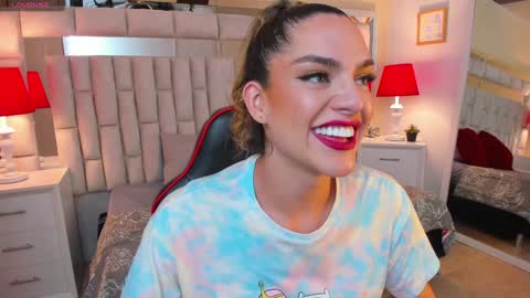 mariiahneedles online show from 5, 2, 2025