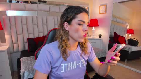 mariiahneedles online show from 11, 2, 2025