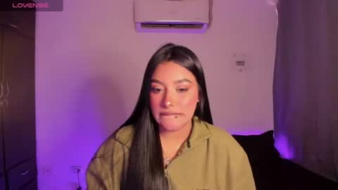 Snapshot of mariiana_hasper chatting on 18, 6, 2026 Mariana Hasper online show from 18, 6, 2026