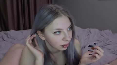 Mariko and Rin online show from 20, 2, 2025