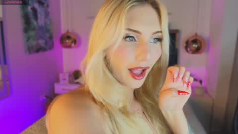 Snapshot of mariluu_ chatting on 14, 5, 2026 Mariluu online show from 14, 5, 2026