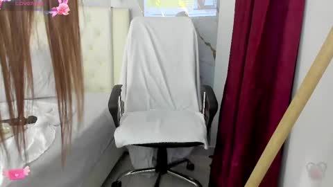 Snapshot of marilyn_allen chatting on 25, 2, 2025 Marilyn online show from 25, 2, 2025