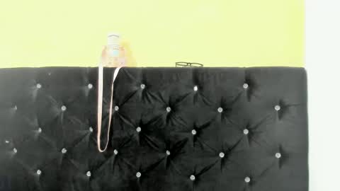 Snapshot of marilyn_garcia chatting on 22, 12, 2024 MARILYN SEXY online show from 22, 12, 2024