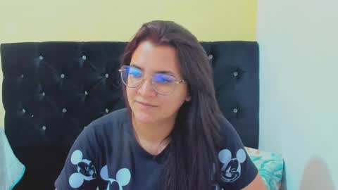 Snapshot of marilyn_garcia chatting on 28, 12, 2024 MARILYN SEXY online show from 28, 12, 2024