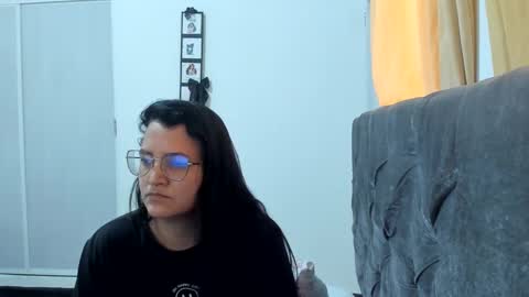 Snapshot of marilyn_garcia chatting on 11, 1, 2025 MARILYN SEXY online show from 11, 1, 2025