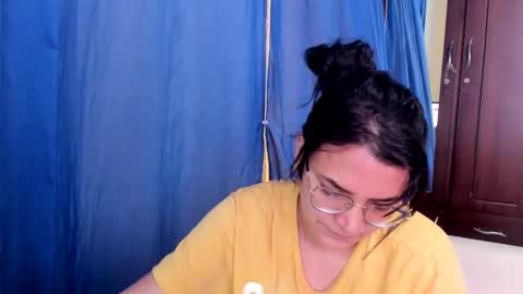 Snapshot of marilyn_garcia chatting on 4, 2, 2025 MARILYN SEXY online show from 4, 2, 2025