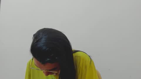 Snapshot of marilyn_garcia chatting on 1, 12, 2025 MARILYN SEXY online show from 1, 12, 2025