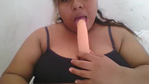 marilyn_porto online show from 1, 4, 2026