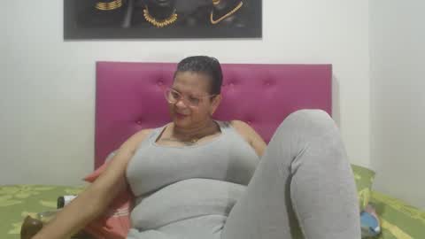 Snapshot of marinamilf chatting on 10, 9, 2025 Marina online show from 10, 9, 2025