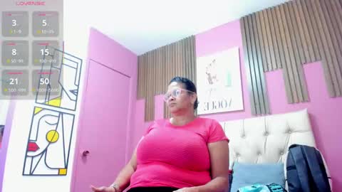 Snapshot of marinamilf chatting on 12, 10, 2025 Marina online show from 12, 10, 2025