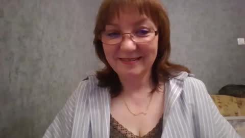 Snapshot of marinamrs chatting on 3, 10, 2025 marinamrs online show from 3, 10, 2025