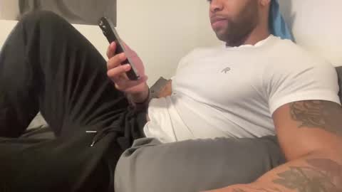 Snapshot of marineguyk19 chatting on 5, 2, 2025 Z online show from 5, 2, 2025