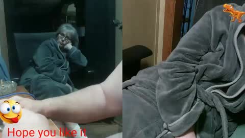 Snapshot of marion101_hitmehard chatting on 8, 3, 2025 Marion101 HitMeHard online show from 8, 3, 2025