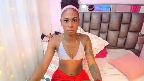 Snapshot of mariposahorny chatting on 10, 11, 2025 Nathaly online show from 10, 11, 2025