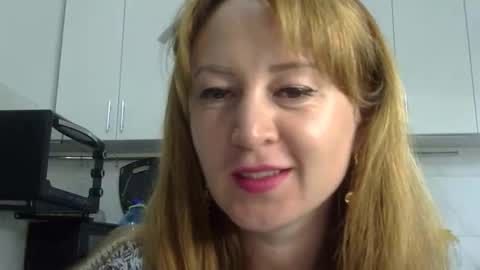 mariza_love359092 online show from 27, 2, 2026