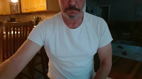 Snapshot of mark48130 chatting on 27, 10, 2025 Mark online show from 27, 10, 2025