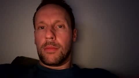 Snapshot of mark__39 chatting on 6, 11, 2025 Mark online show from 6, 11, 2025