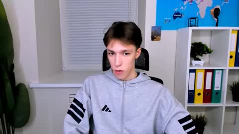 Snapshot of mark_branston chatting on 17, 10, 2025 Mark online show from 17, 10, 2025