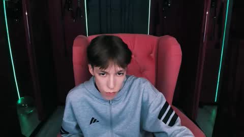 Snapshot of mark_branston chatting on 27, 10, 2025 Mark online show from 27, 10, 2025