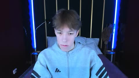 Snapshot of mark_branston chatting on 19, 11, 2025 Mark online show from 19, 11, 2025