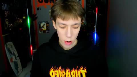 Snapshot of mark_branston chatting on 14, 12, 2025 Mark online show from 14, 12, 2025