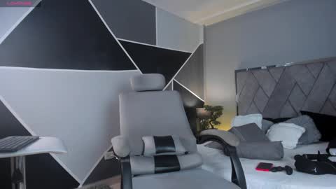 mark_broown_ online show from 27, 1, 2025