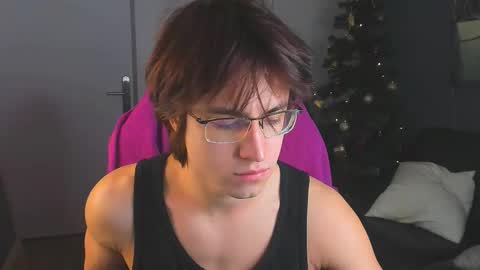 Snapshot of mark_piers chatting on 3, 12, 2025 mark online show from 3, 12, 2025