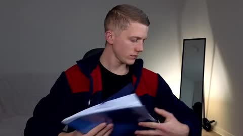 Snapshot of mark_shturman chatting on 6, 1, 2025 mark_shturman online show from 6, 1, 2025