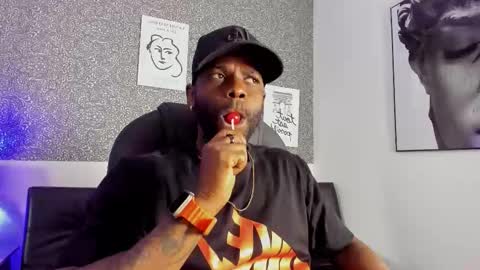 Mark online show from 20, 2, 2026