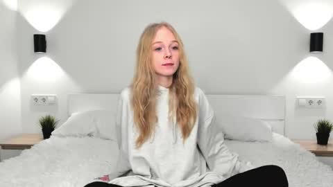 Snapshot of markettadeerman chatting on 4, 12, 2025 markettadeerman online show from 4, 12, 2025