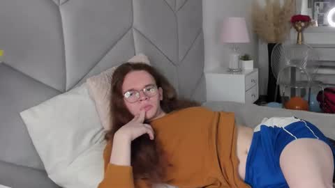 Mark online show from 8, 10, 2025