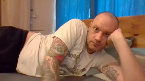 markus_7 online show from 6, 4, 2026