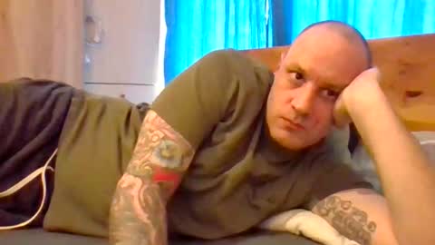 Snapshot of markus_7 chatting on 25, 4, 2026 markus_7 online show from 25, 4, 2026