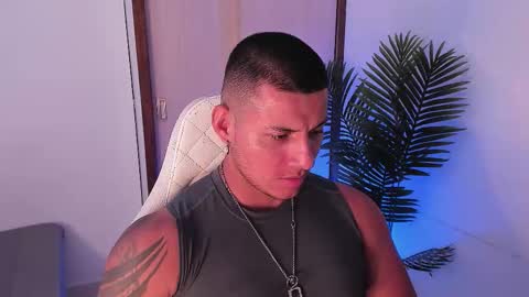 Snapshot of markus_blass chatting on 24, 10, 2025 markus... Y online show from 24, 10, 2025