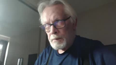 Snapshot of marky1954 chatting on 18, 5, 2026 markedman online show from 18, 5, 2026