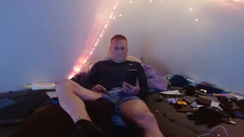 Snapshot of markymark101825061 chatting on 12, 2, 2025 markymark101825061 online show from 12, 2, 2025