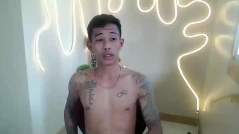 marlmoreno10 online show from 12, 1, 2026