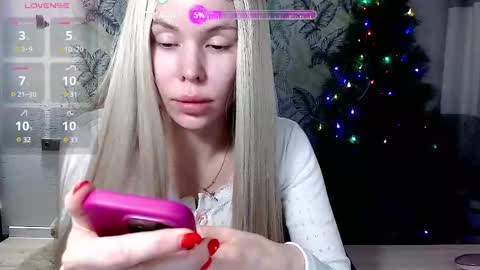 Snapshot of marmalade_fox chatting on 21, 1, 2025 Marmalade Fox online show from 21, 1, 2025