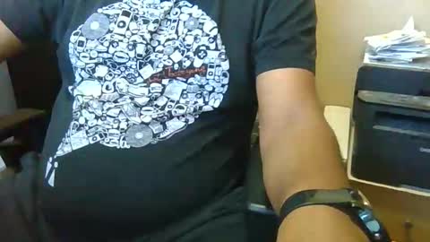 Snapshot of marriedandfrisky chatting on 31, 10, 2025 Married Horny Guy online show from 31, 10, 2025