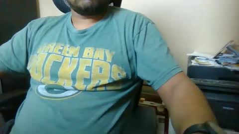 Snapshot of marriedandfrisky chatting on 18, 5, 2026 Married Horny Guy online show from 18, 5, 2026