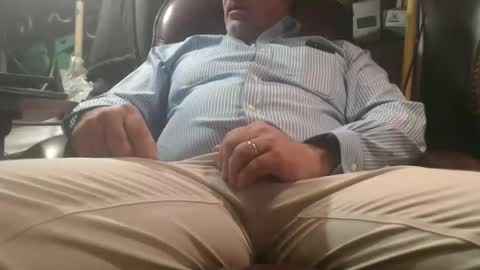 only fans marrieddad19751975 online show from 21, 5, 2026