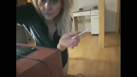 MaryGoRound online show from 31, 1, 2025