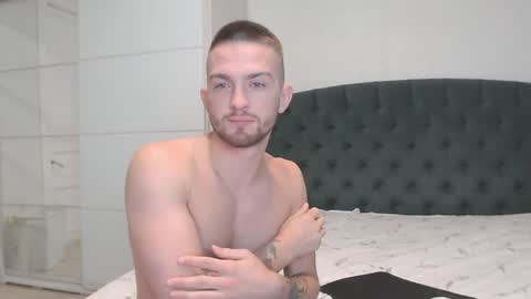 Snapshot of marselle_looker chatting on 22, 12, 2024 Marselle online show from 22, 12, 2024