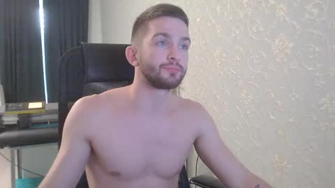 Snapshot of marselle_looker chatting on 25, 2, 2025 Marselle online show from 25, 2, 2025