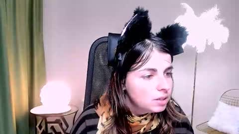 Snapshot of martaedams chatting on 19, 11, 2025 martaedams online show from 19, 11, 2025