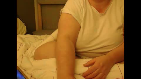 Snapshot of marthabriest chatting on 14, 2, 2025 Martha online show from 14, 2, 2025