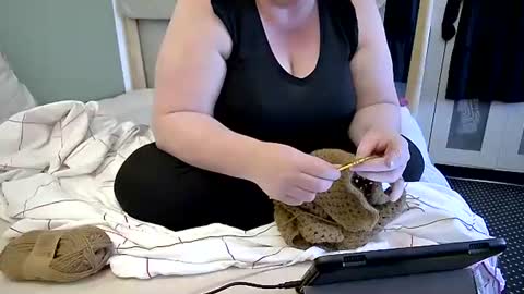 Snapshot of marthabriest chatting on 22, 9, 2025 Martha online show from 22, 9, 2025